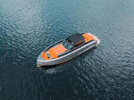 Vanquish Yachts VQ45 image