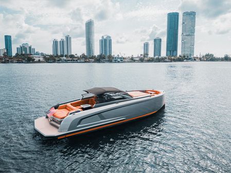 Vanquish Yachts VQ45 image