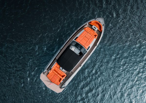 Vanquish Yachts VQ45 image