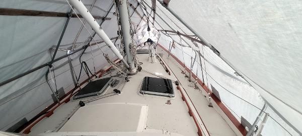 Pearson 422-CENTER-COCKPIT-KETCH image
