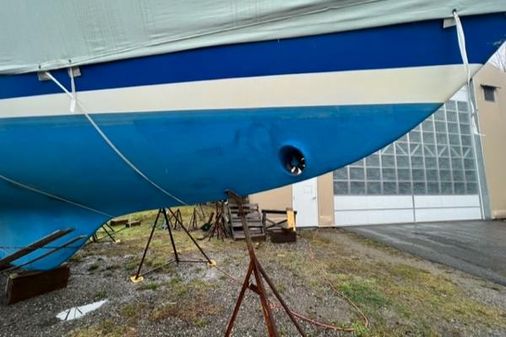Pearson 422-CENTER-COCKPIT-KETCH image