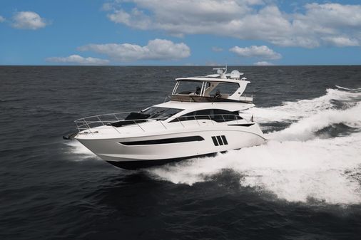 Sea Ray 510 Fly image