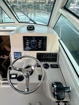 Boston-whaler 285-CONQUEST image