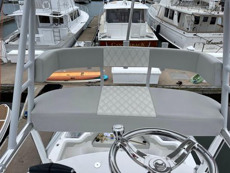 Front Runner 39 Center Console image