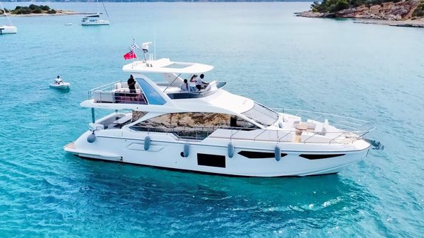 Azimut 60 fly