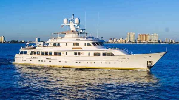 Feadship 156 image