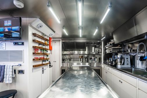 Feadship 156 image