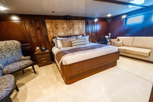 Feadship 156 image