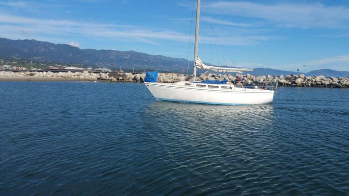 Catalina 30 - main image