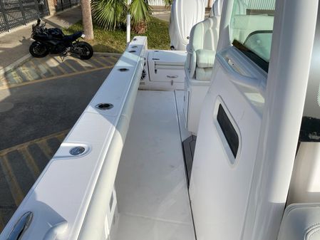 Everglades 273-CENTER-CONSOLE image