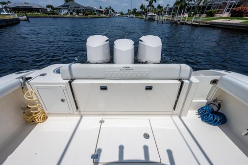 Cobia 350 Center Console image