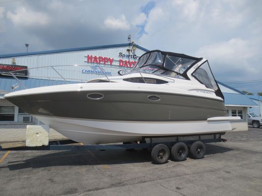Regal 30 Express - main image