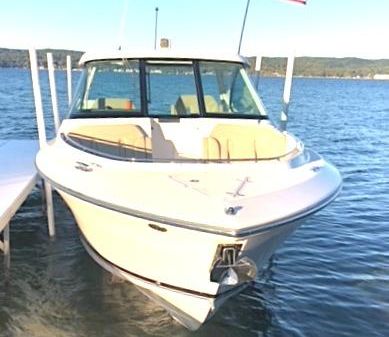 Pursuit 325 DC