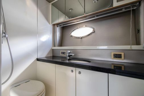 Sunseeker Predator 82 image
