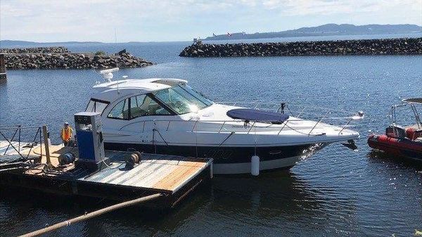 Cruisers Yachts 420 Sports Coupe 