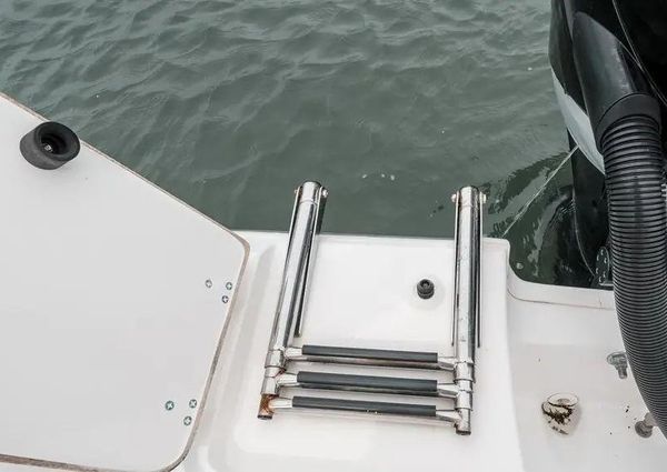 Boston Whaler 320 Outrage image