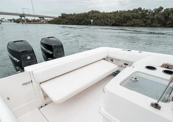 Boston Whaler 320 Outrage image