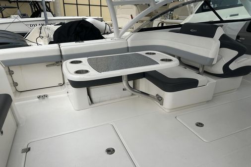 Robalo R317 Dual Console image