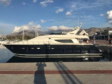 Uniesse Flybridge 72 image