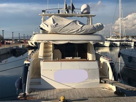 Uniesse Flybridge 72 image