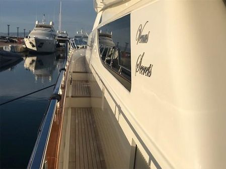 Uniesse Flybridge 72 image