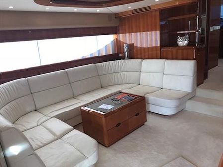 Uniesse Flybridge 72 image