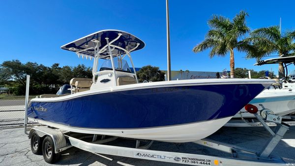 NauticStar 2302 Legacy