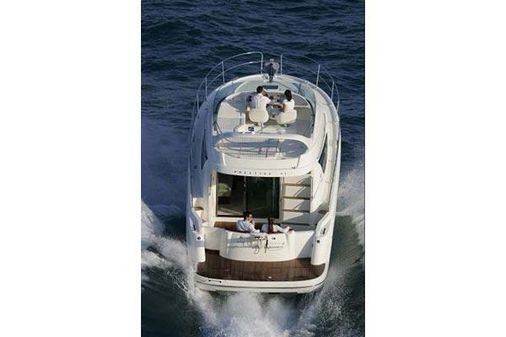 Jeanneau Prestige 42 Fly image