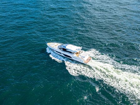 Sunseeker Predator 74 image