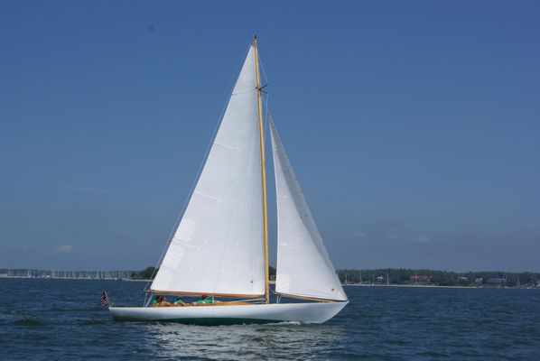 Herreshoff BUZZARDS-BAY-25-K-CB-SLOOP - main image