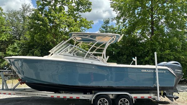 Grady-White Freedom 275 