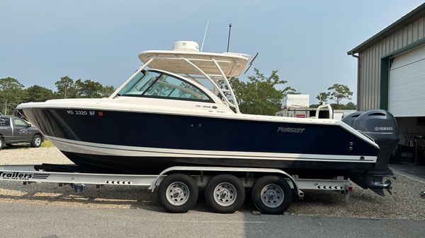 Pursuit DC 265 Dual Console