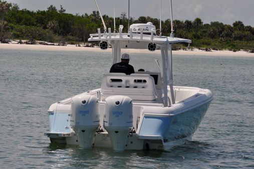 Intrepid 327 Center Console image