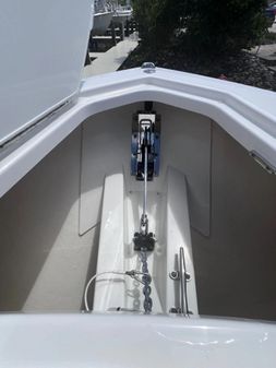 Tiara Yachts 34 LX image