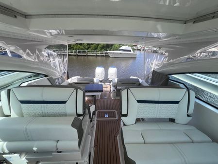 Tiara Yachts 34 LX image