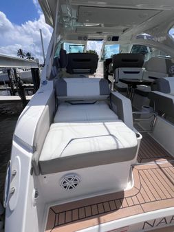 Tiara Yachts 34 LX image