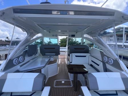 Tiara Yachts 34 LX image