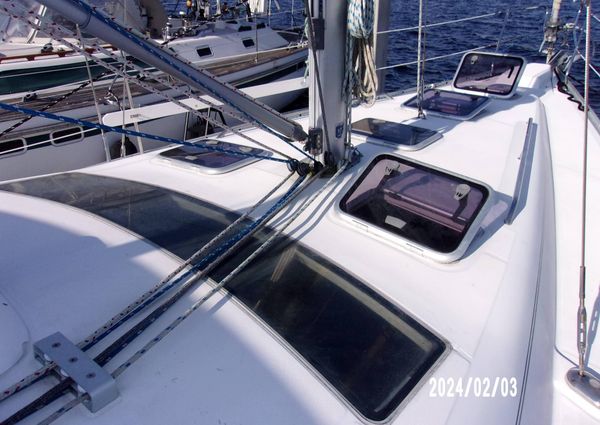 Beneteau 393 image