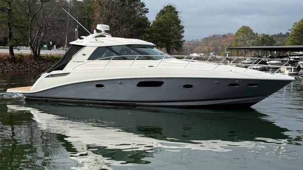 Sea Ray 450 Sundancer 