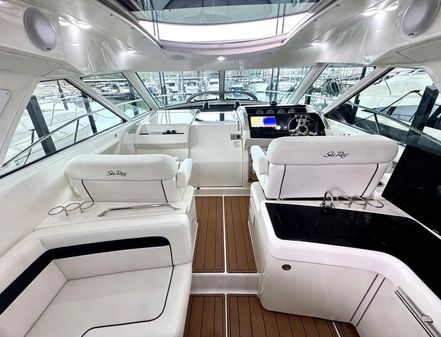 Sea Ray 450 Sundancer image