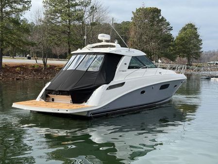 Sea Ray 450 Sundancer image