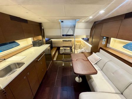 Sea Ray 450 Sundancer image