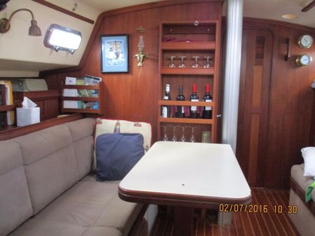 Island Packet 380 image