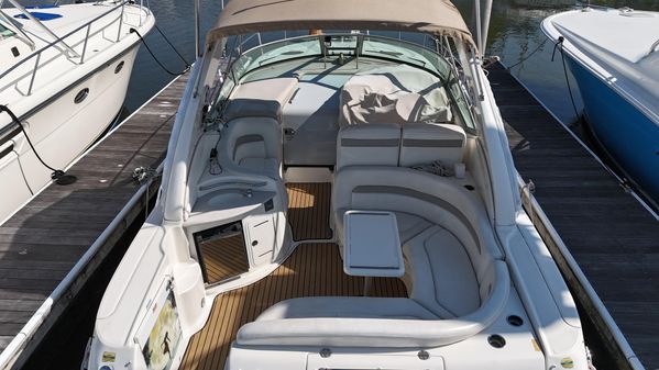 Sea Ray 320 Sundancer image