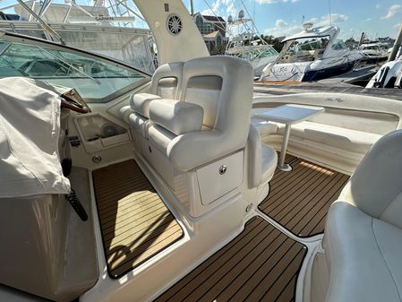 Sea Ray 320 Sundancer image