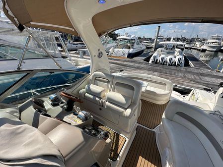 Sea Ray 320 Sundancer image