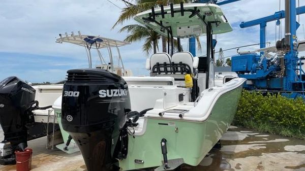 Sea Pro 239 Center Console