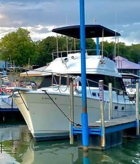 Bayliner 3288 Motoryacht image