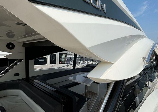 Galeon 445 HTS image