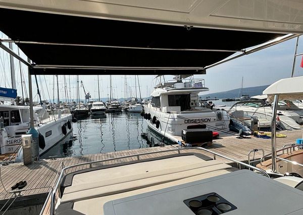 Galeon 445 HTS image